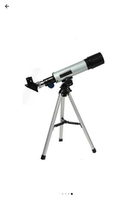 Telescop Astronomic cu trepied.Puteti observa cratere lunare,etc.nou
