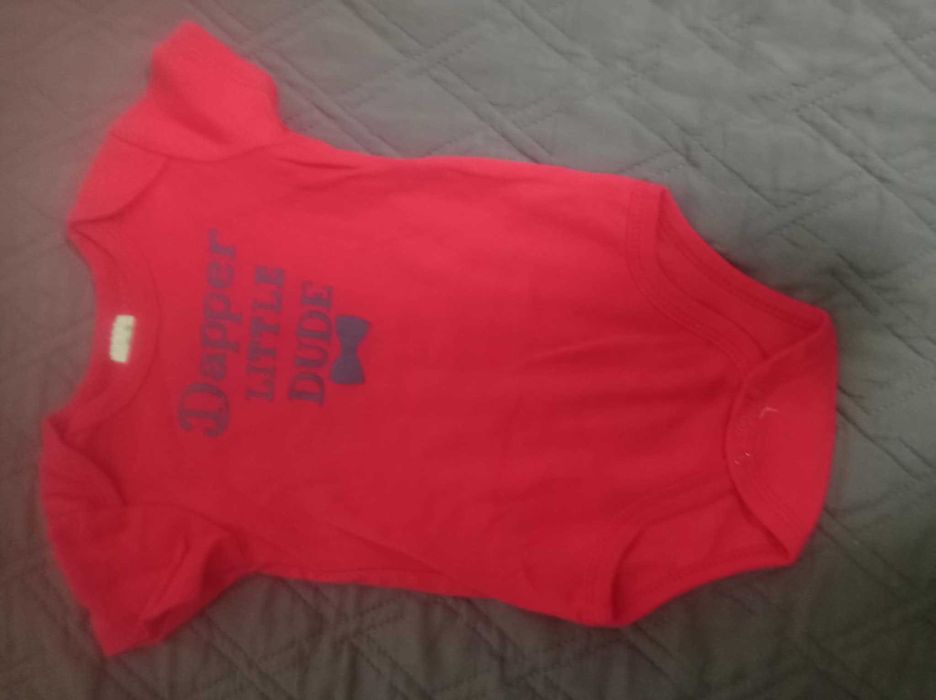 Бебешки бодита за момче от 6-9м