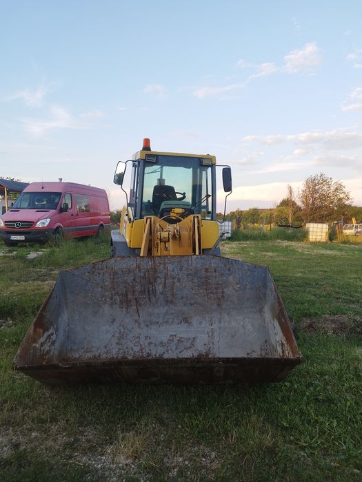 Vola komatsu wb95