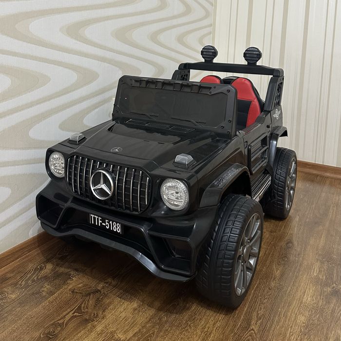 Продается машина детская Mercedes