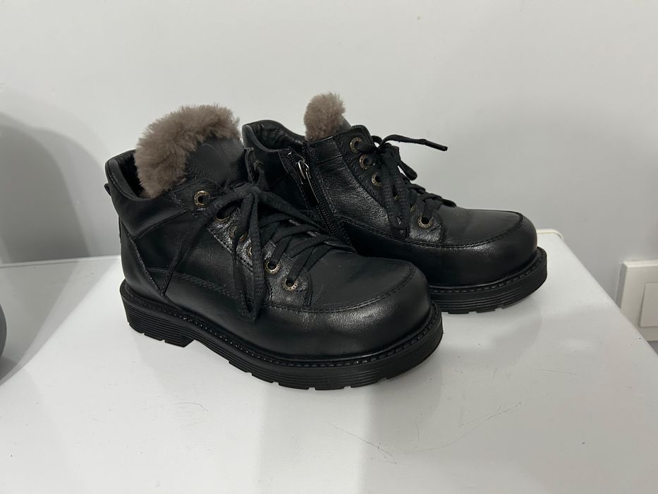 Детскии зимный ботинка