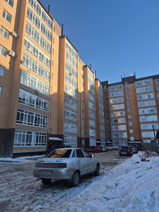 Продам 2х в 10 мкрн