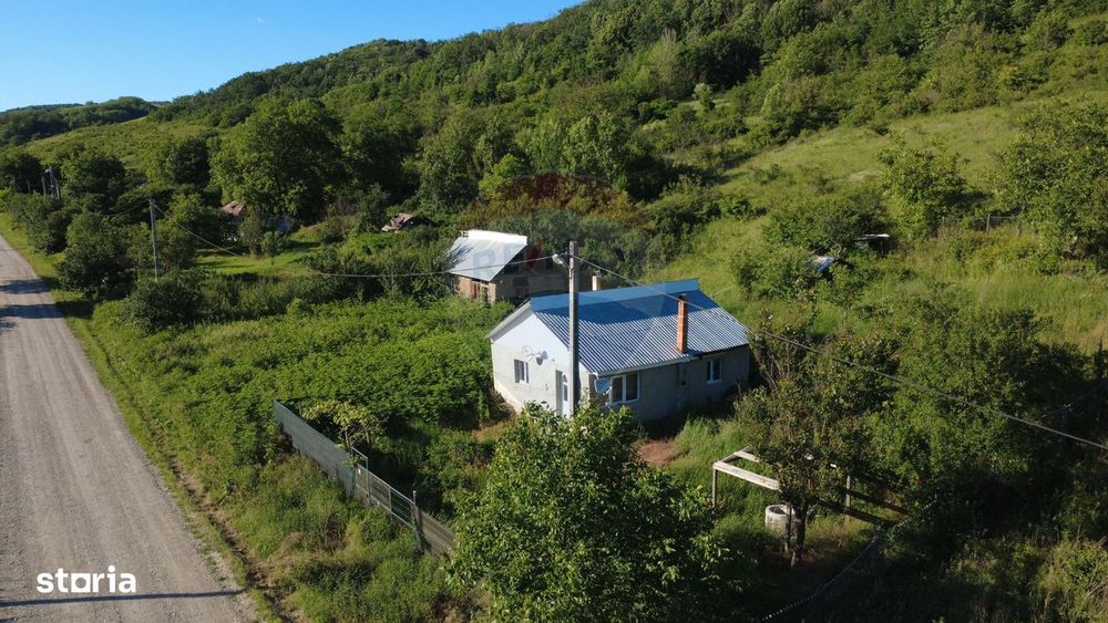 Casa de vanzare in Vultureni
