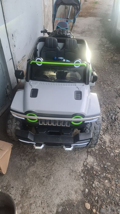 Машинка детская электрическая