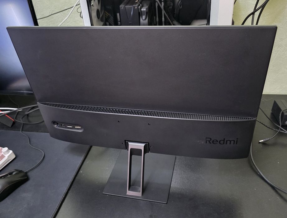 Монитор Mil 24 100hz. Возможен обмен. Доставка