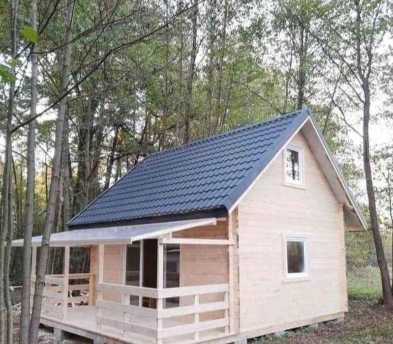 Vând cabana din lemn cu structură de lemn