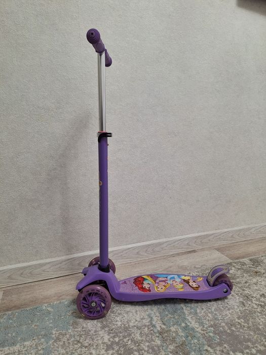 Продам самакат почти новый