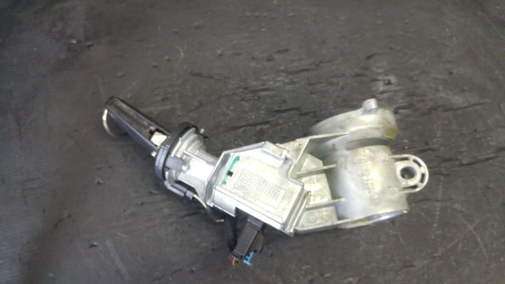 Contact cu cheie opel corsa d s07 56155e