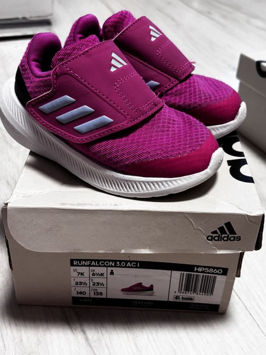 Детски маратонки adidas номер 23,5