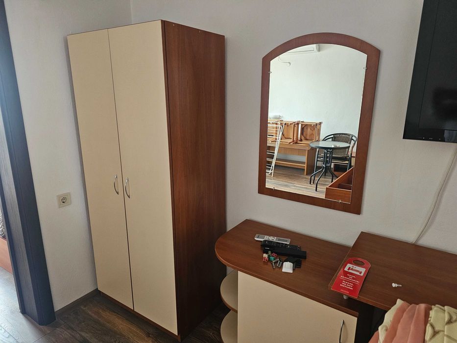 Хотелско обзавеждане