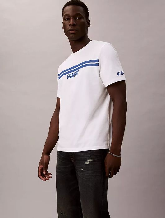 Футболка от Calvin Klein