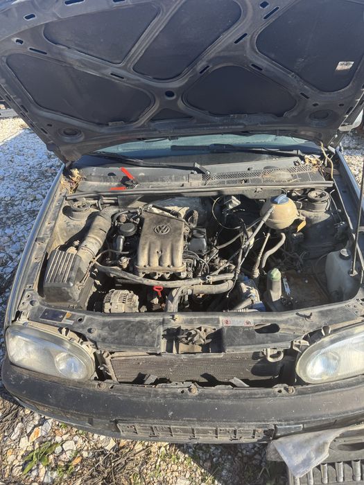 Volkswagen golf 3 1.6I 101кс