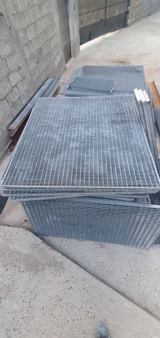 Grilaje zincate metalice
