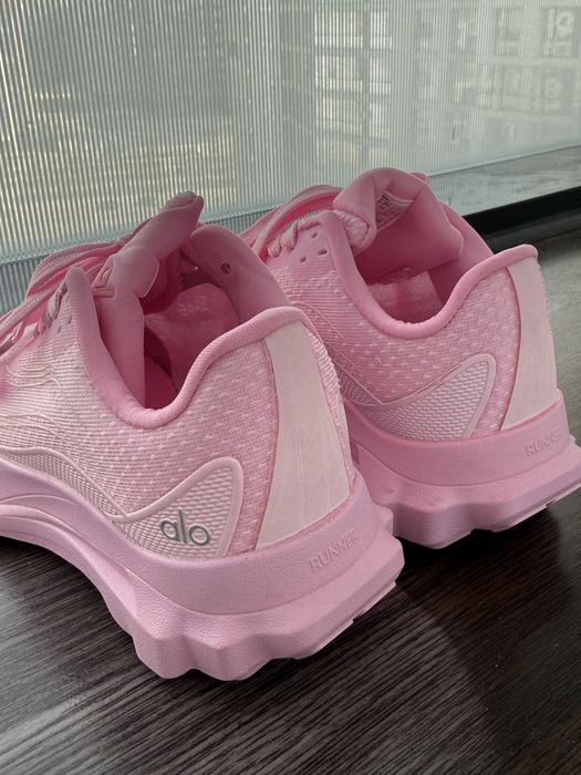 Кроссовки детские 28 размер