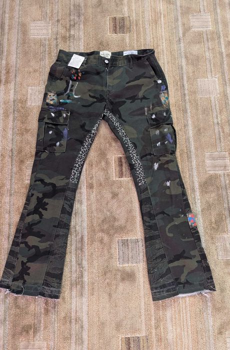 Flared Jeans Camo Gallery Dept