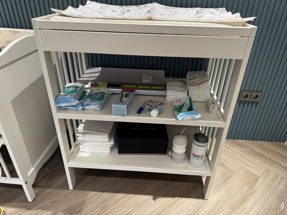 Set patut + masa de infasat IKEA