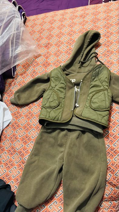 Продам детский вещи