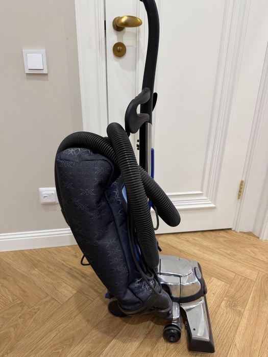 Продам пылесос Kirby ,отличное состояние