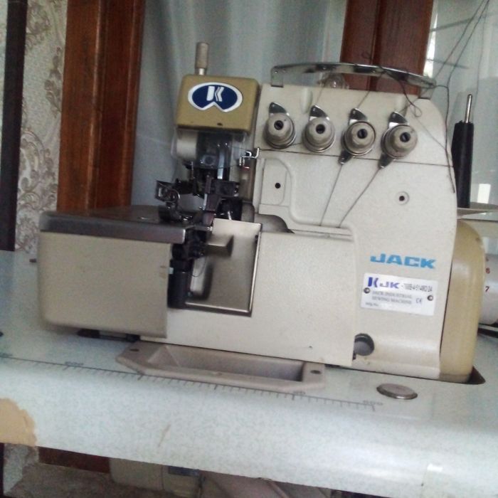 Продоется  оверлог JAK