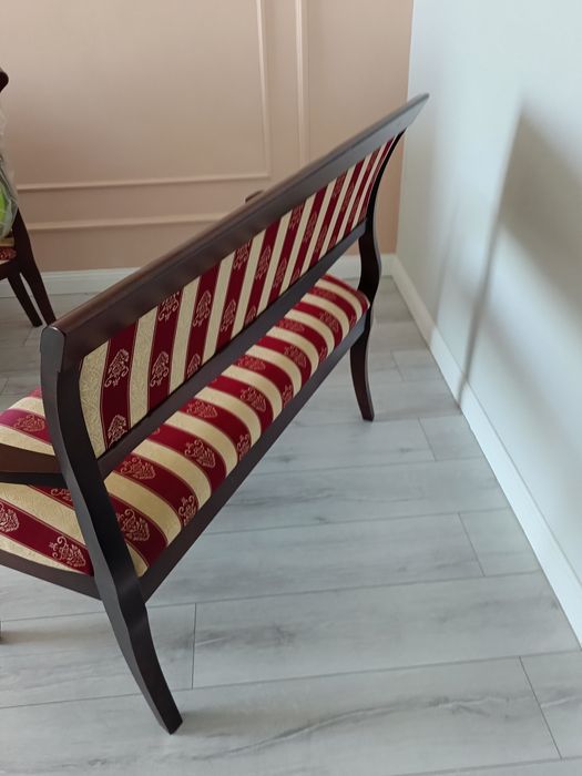 Банкетка со спинкой