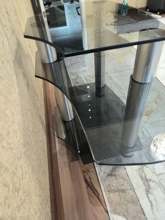 Стильная подставка для вашего дома в Отличном состоянии