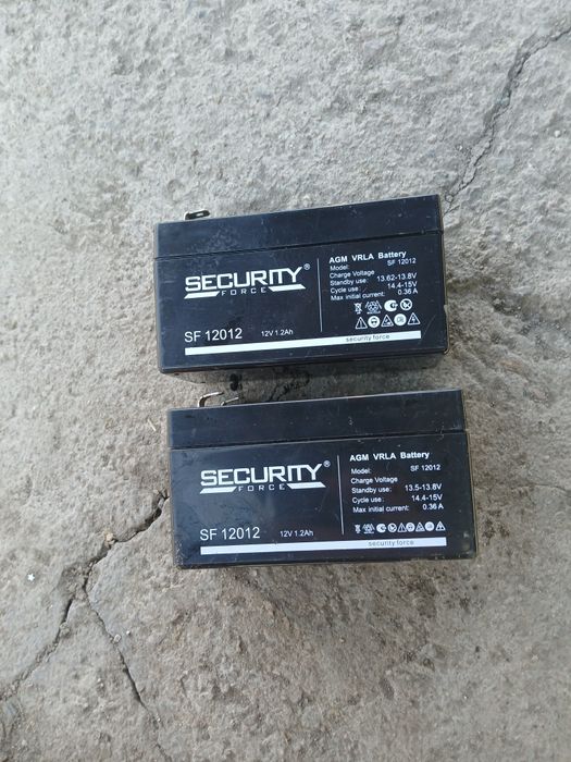 Акумулятор 12в/1,7А бу рабочи