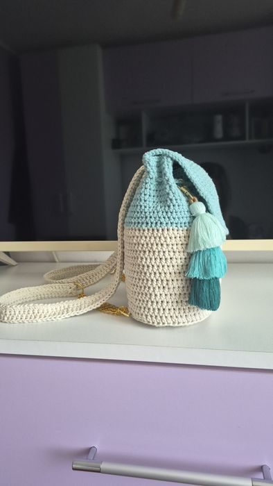Rucsace, genti sau seturi handmade