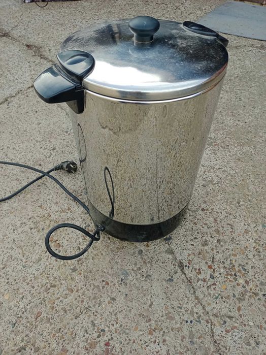 Продам термопот на 30л адрес 6мкр