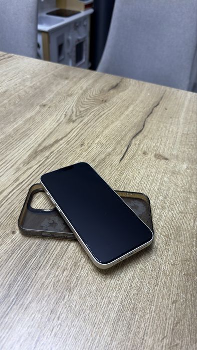 Iphone 13 white 128gb 89battery