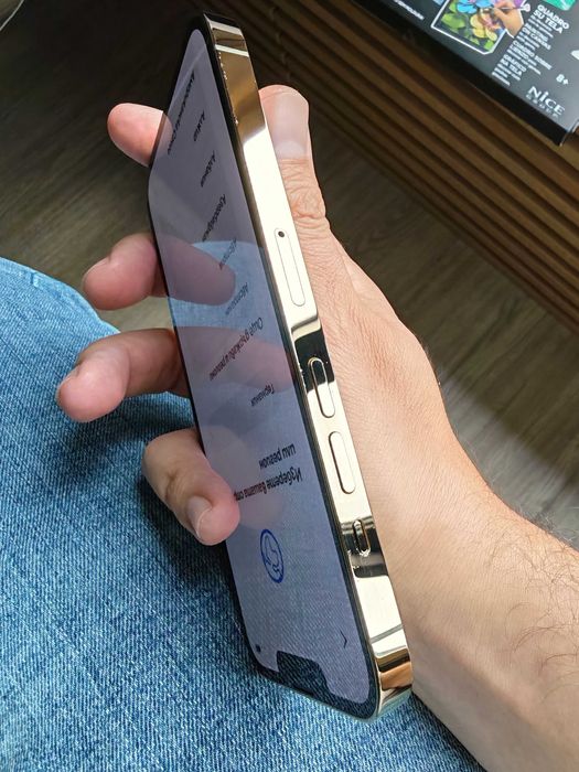 Iphone 13 Pro - Gold - 128GB - Отличен с подаръци