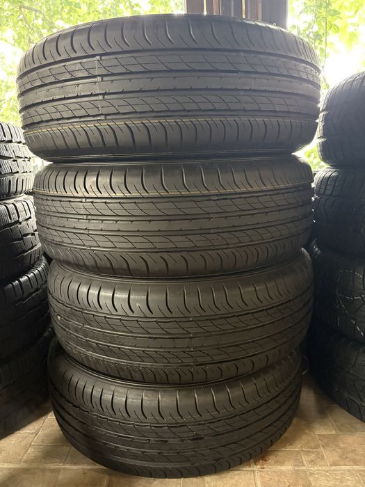 Летни гуми 235/60/18 105H - Dunlop