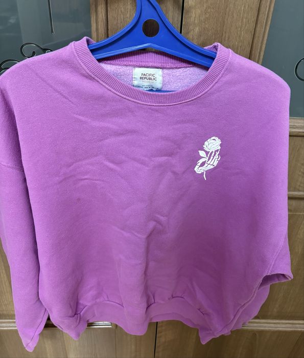 Продам женский свитшот