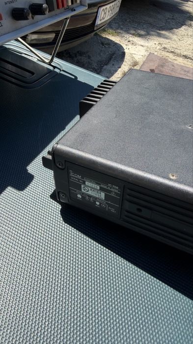!КАТО НОВО! Радио станция ICOM IC 706
