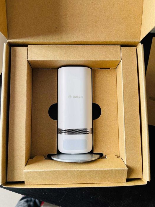 Cameră interior Bosch Eyes Indoor Camera 2 compatibilă cu Amazon Alexa
