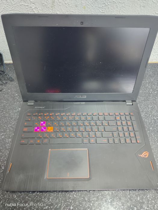 Asus rog strix ноутбук