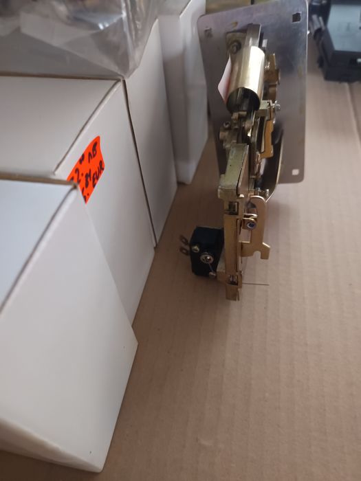 Монетоприемник- Multicoin selector 12 волта