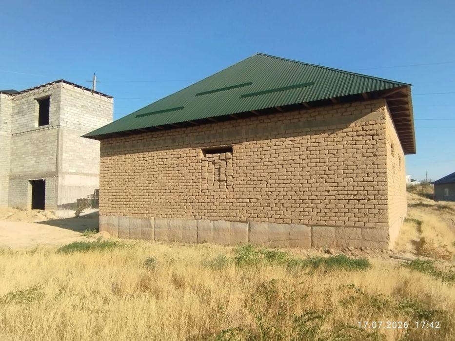 Үй сатылады зор зор