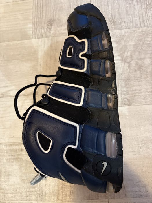 Обувки nike uptempo