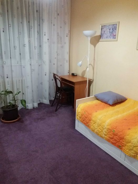 Дава се под наем Тристаен апартамент в София, Подуяне - 12 кв.м за 153 € - Снимка #1