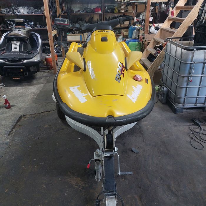 Кавасаки STX 900