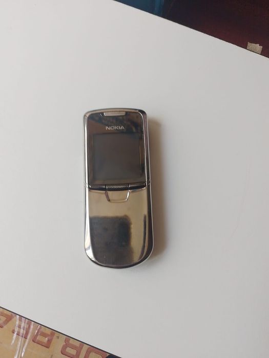 ПродамNokia 8800