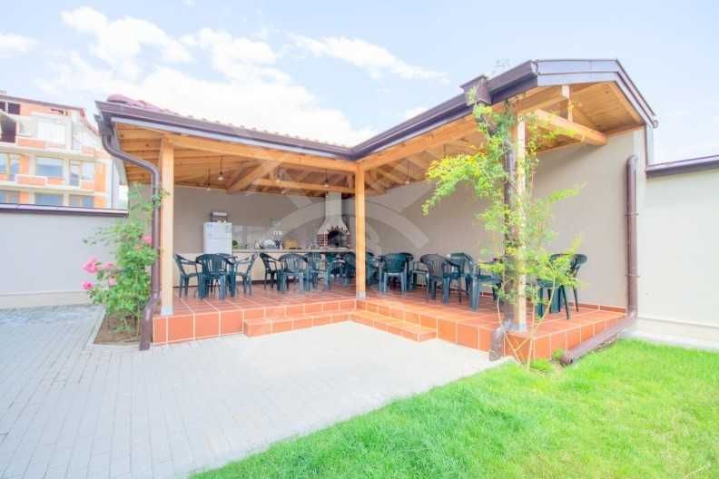 Хотел в Приморско 63457