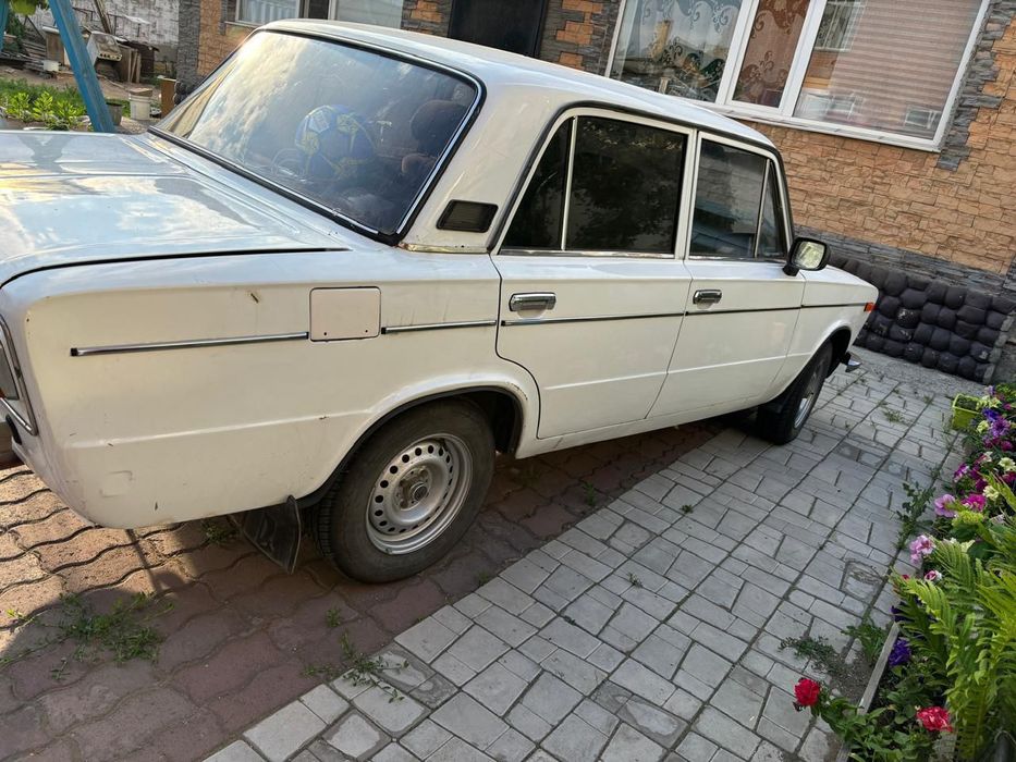 Продам  Ваз 2103