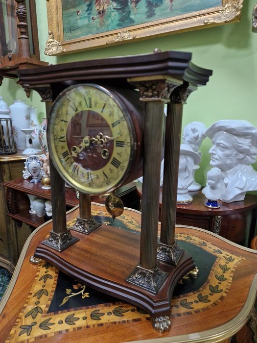 Прекрасен антикварен немски каминен часовник