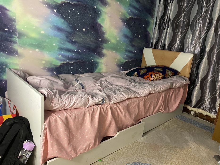 Продам кровать подростковая 180 см