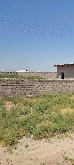 8-sotix yer uchastka sotiladi srochna