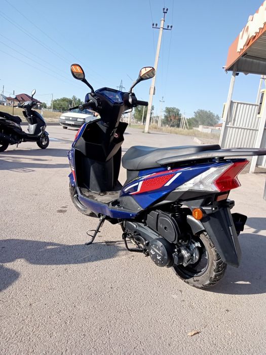 Продам мопед м8 125 кубов