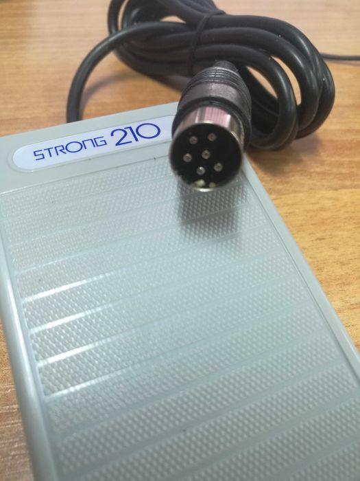 Продам новую педаль для бормашины "STRONG210"