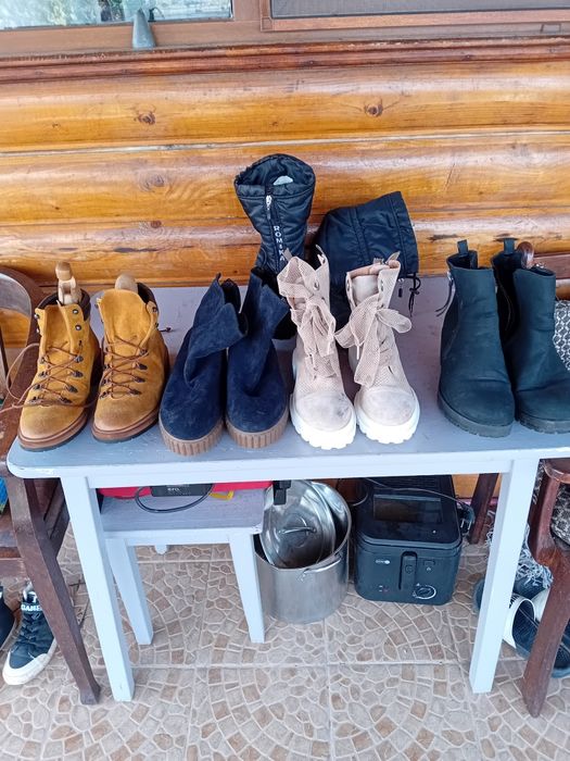 Ghete  de iarna noi 4 perechi