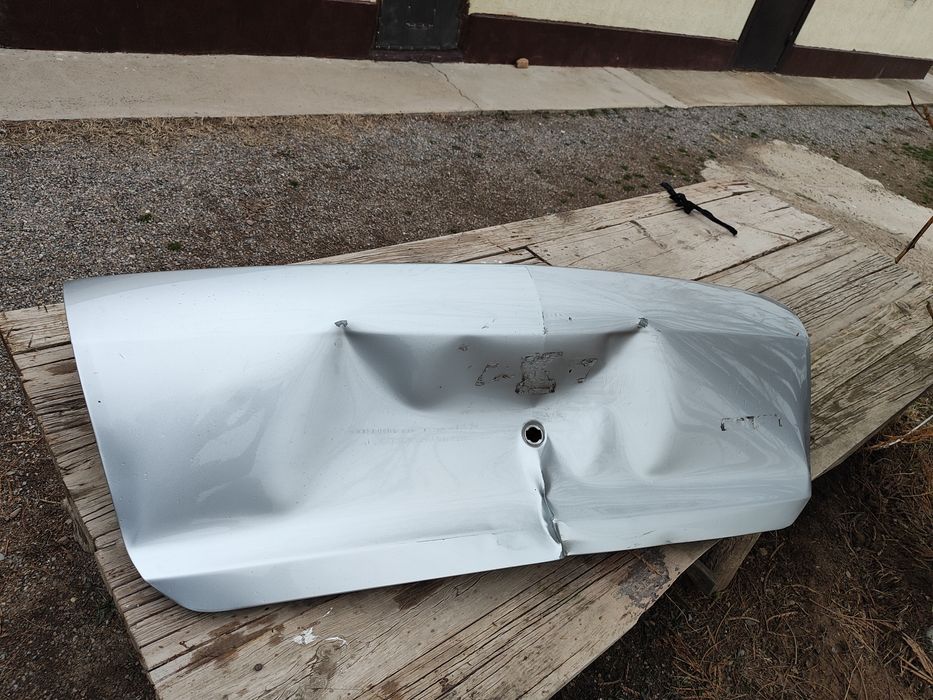 Крышка багажника  кобальта